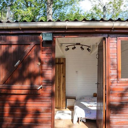 Camping Les Acacias Hotel Saint-Paulet-de-Caisson Exterior photo